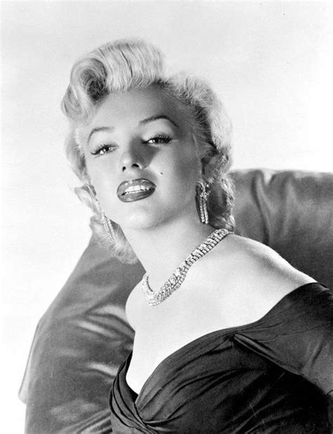 Marilyn Monroe Marilyn Monroe Marilyn Monroe Sexy Portrait