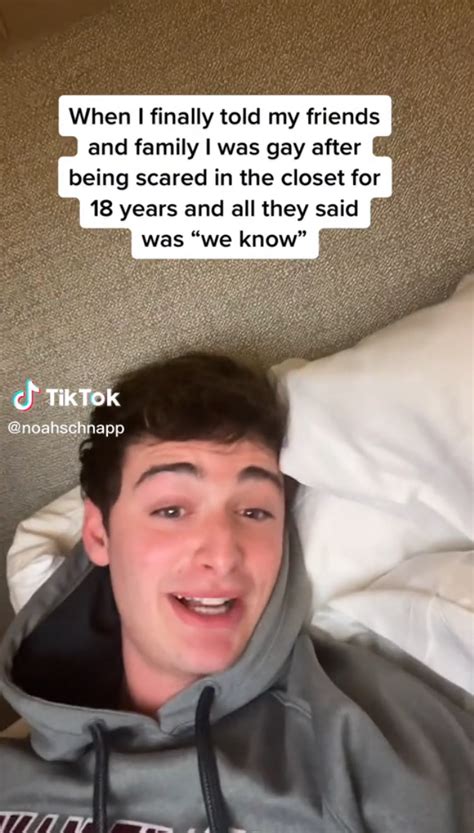 Stranger Things Star Noah Schnapp 18 Comes Out As Gay In New Tiktok After Being Scared And In