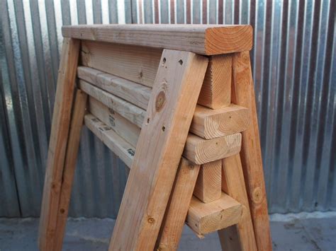 How To Build Simple Stackable Sawhorses From A Few 2 X 4s