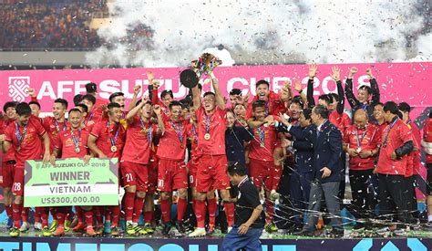 Hà lan nằm ở bảng đấu khá thuận lợi tại vck euro 2020. Bong Da Viet Nam - Bqhe5sp5zlg Tm - Lee nguyễn đầu quân ...