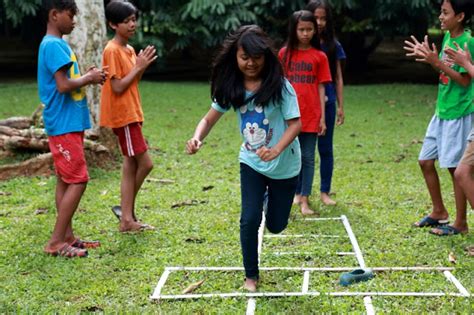 Indonesian Traditional Childrens Games Blitudik