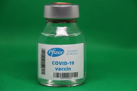 Kijk op de pagina van de rijkoverheid over vaccinatie tegen het coronavirus. SP Zuidplas stelt vragen over corona vaccinatie locatie ...