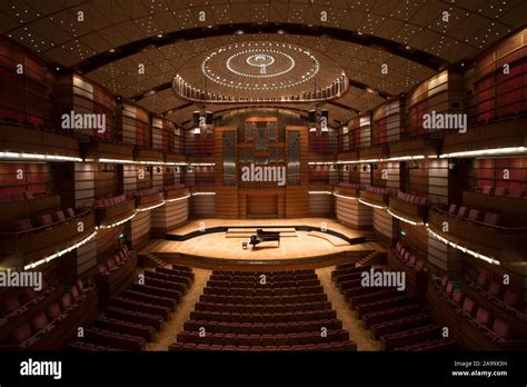 Petronas Philharmonic Hall Kuala Lumpur Malaysia Stock Photo Alamy