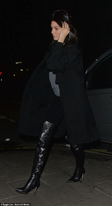 Kendall Jenner Wears Sexy Thigh High Boots And Sports Low Key Make Up Daily Mail Online