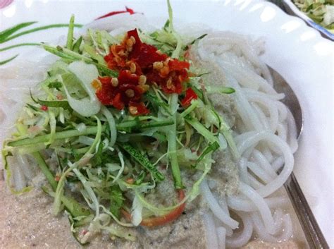 Berbaloi memasak sendiri kerana rasanya memang sangat sedap. Cik Wan Kitchen: Laksa Lemak aka Laksa Kelantan