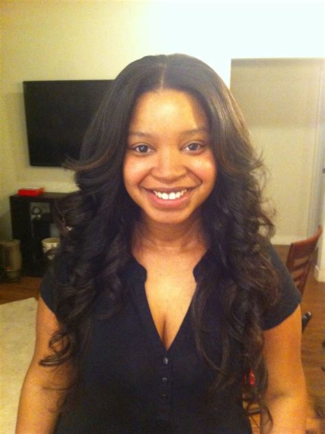 Pin By Che On Hair Middle Part Sew In Middle Part Curls Middle