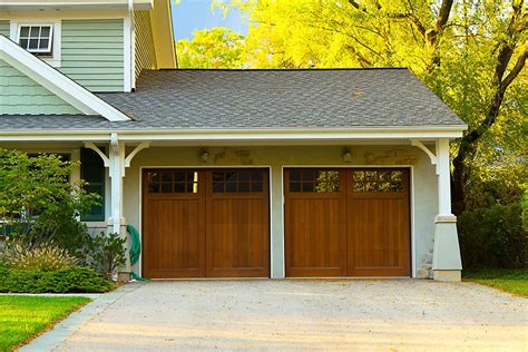 Tips For Choosing The Right Garage Door Color In Kansas City