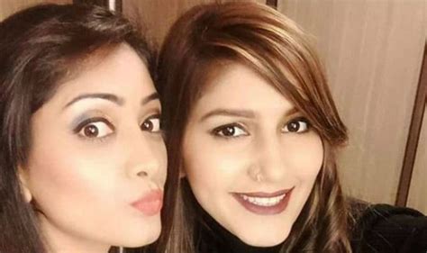 Haryanvi Sizzler And Chetak Fame Sapna Choudhary Flaunts Her Sexy