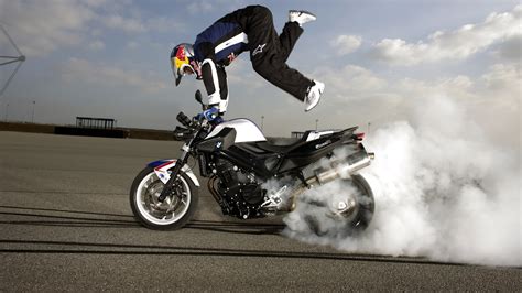BMW Motorcycle Naked Streetbike Burnout Stunt HD Wallpaper Cars