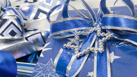 Best gift ideas for a Bat Mitzvah - Strange Sounds