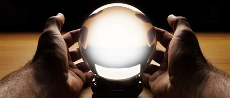 Bola mágica qué es y para qué sirve una bola de cristal Bekia Horóscopo