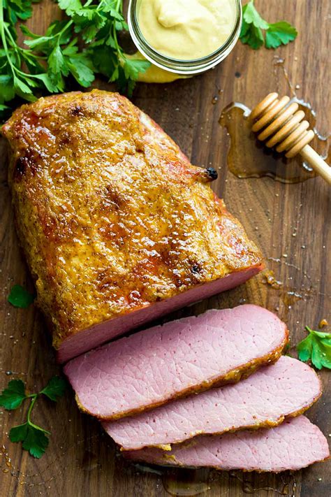 Tightly cover the roasting pan with aluminum foil and place in oven for 2 1/2 hours. Oven-Baked Honey Mustard Corned Beef Recipe | Jessica Gavin