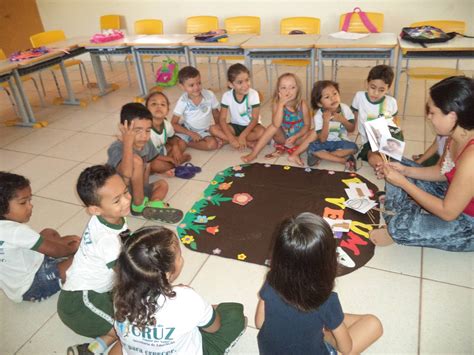 Brincadeira Em Sala De Aula