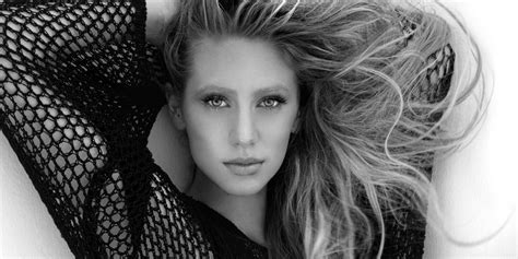 Dylan Penn Strips For Treats Magazine Is Breathtaking In Black And