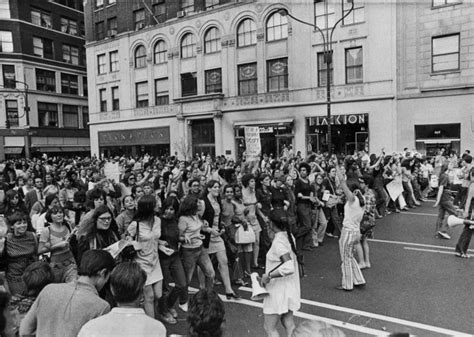 Strike For Equality 1970 On Fifth Ave Photos From The 70s Old