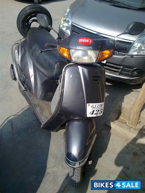 Ceteris paribus honda activa is consequential in the market from antecedent copious years, it seems to be unquestioning that humiliation of these new vehicles coming hall the market, it will hold very difficult for them to surpass the best honda bike service center in chennai shabeelhonda.com. Second hand Honda Activa in Ahmedabad. Grey activa single ...