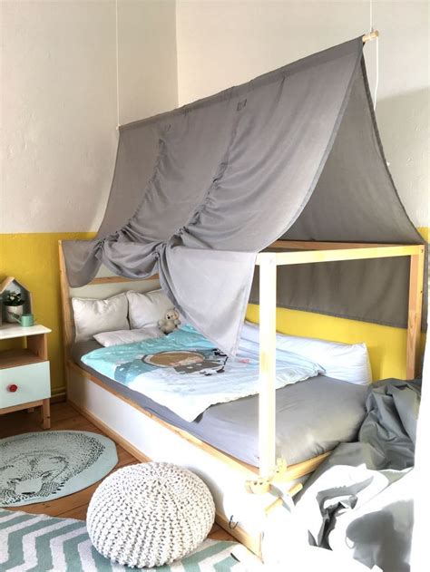 Die korrekten kaufentscheidungen mittels möbel über pimpern, erfordert, falls diese das passende kennen gelten. IKEA KURA Kinderbett mit DIY Betthimmel - #Betthimmel #DIY ...