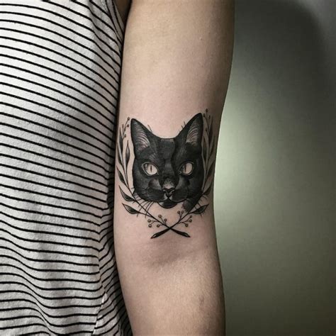 Pin By Katie Mcandrews On Inspiration Black Cat Tattoos Tattoos Cat