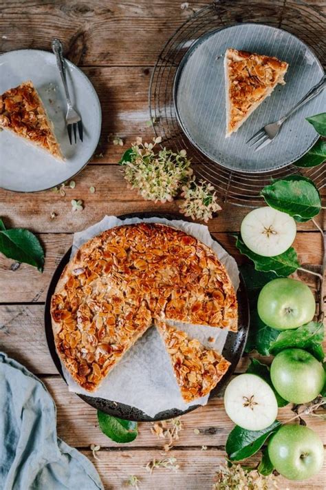 Apfelkuchen Mit Bienenstichdecke So Lecker Und So Saftig