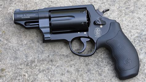 The Deadly Revolver Shotgun Worth Your Time Or Belong In The Trash
