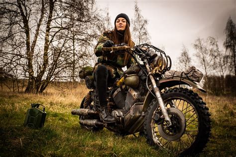 Days gone is a open world zombie survival game coming early 2019. PlayStation Recreates Days Gone Motorcycle in Real Life ...