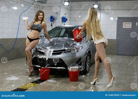 Two Women Washes Car Stock Photo Image Of Glamour Mobilizer