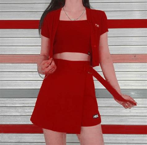 ঽ〯🍓﹏≣ ཻུ۪۪Ꮅiꪄ𝕥ꫀrꫀᦔɬ𝔾𝕠𝕔𝕖𝕦𝕩𝕦 Aesthetic Clothes Red Outfit Cute