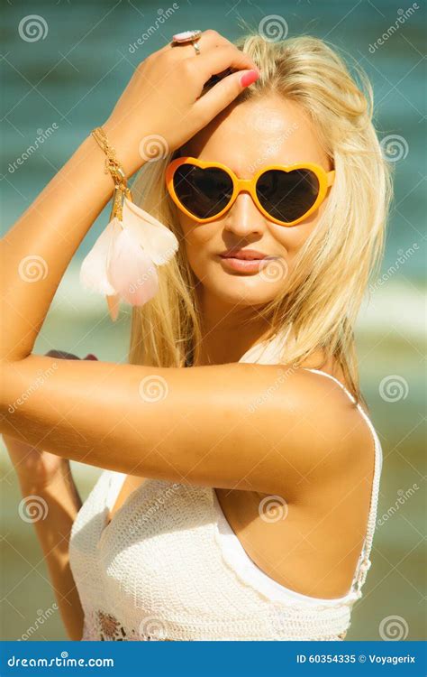 Beautiful Blonde Girl In Sunglasses Outdoor Stock Image Image Of Model Eyeglasses 60354335
