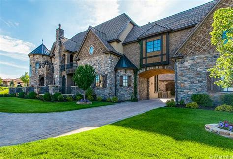 23 Fantastic Tudor Style Mansion That Make You Swoon Home Plans