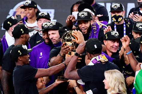 Join now and save on all access. Lakers celebrate championship at victory dinner - TheGrio : TheGrio