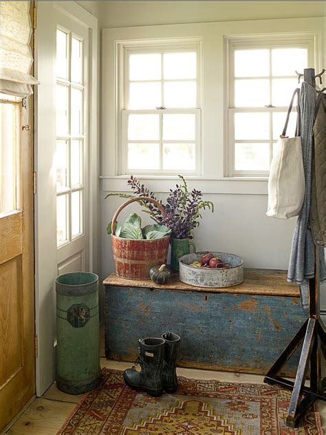 34 Ways To Make Your Entryway More Welcoming Entryway Decor Foyer