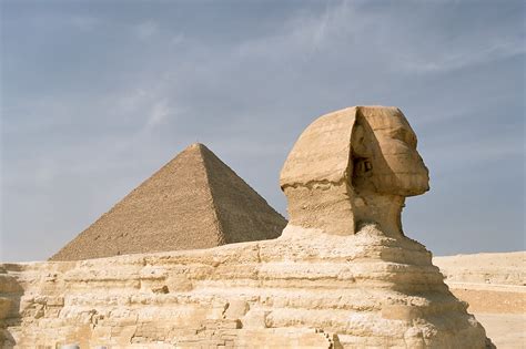 file cairo gizeh sphinx and pyramid of khufu egypt oct 2004 wikipedia