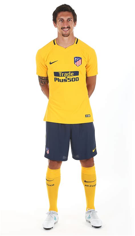 Find your atletico madrid kit here at unisport and show your support for your beloved madrid club. Atletico Madrid 17/18 Nike Away Kit | 17/18 Kits ...