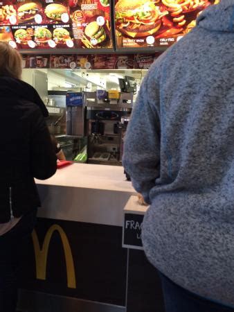 We don't believe in labels at macca's, like dinner or breakfast. McDonald`s aus Bochum Speisekarte mit Bildern & Bewertungen