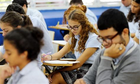 Toda la información, videos exclusivos y lo ultimo de estudiantes. Estudiantes de escuelas públicas tomarán la prueba SAT ...