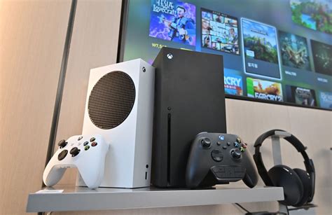 Xbox Series XS Trademark Sparks Rumors Of Mini Console Version IBTimes
