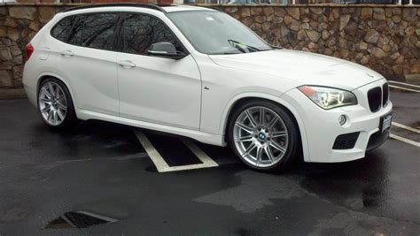 Bmw apple iphone media / bmw apps version the versatility and ruggedness of a bmw x model are reflected in elements such as the black bordering at the lower edge of the body and the muscular. Bmw X1 Lowered - reviews, prices, ratings with various photos