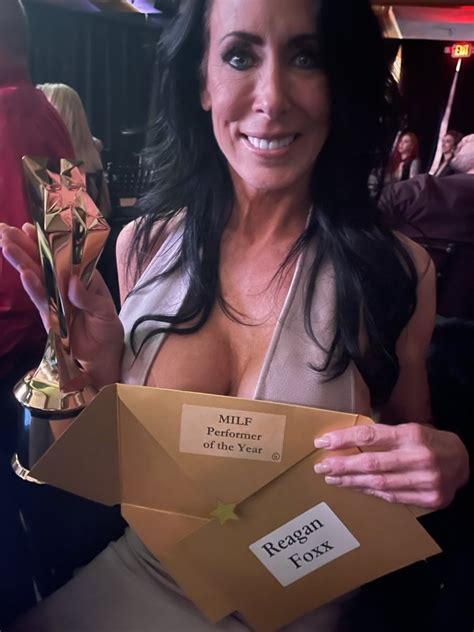 reagan foxx wins xbiz milf performer of the year porn fan community forum