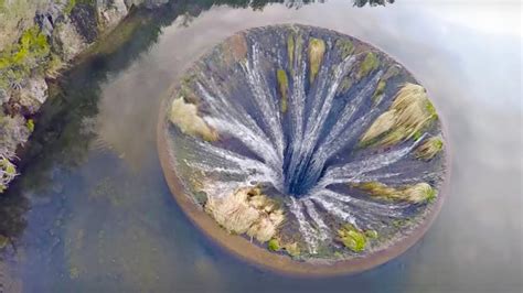 15 Largest Sinkholes Caught On Camera Youtube