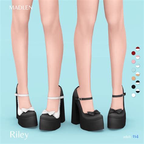 Madlen High Platform Pumps Featuring A Round Toe And A