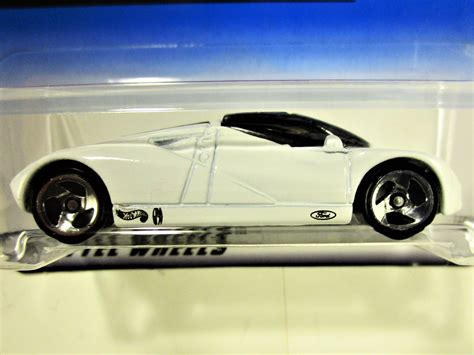Hot Wheels Ford Gt90 Concept Car 1998 First Edition New In Package