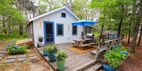 11 Of The Best Airbnbs In Cape Cod Including Charming Beach Cottages