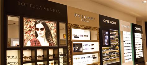 Luxottica | ALU