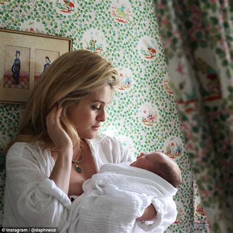 Daphne Oz Shares Postpartum Lingerie Snap On Instagram Daily Mail Online