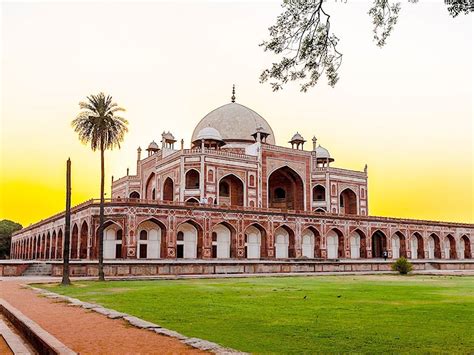 7 Famous Historical Monuments In Delhi For History Buffs Swan Tours