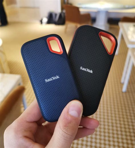 Then a new wave of cheaper ssds began to appear on the market, led by the previously reviewed sandisk extreme portable ssd. SanDisk und Western Digital mit portablen SSDs und 4-TB ...