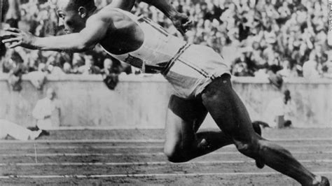 Jesse Owens 1936 Gold Medal Bidding Tops 200000 Cnn