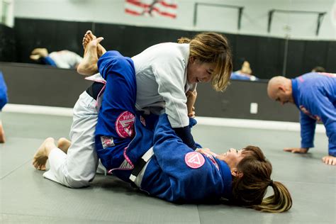 Fundamentals Jiu Jitsu Techniques That All White Belts Should Know