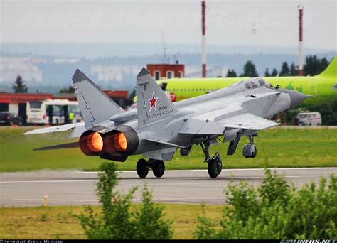 Mikoyan Gurevich Mig 31 Russia Navy Aviation Photo 2694092