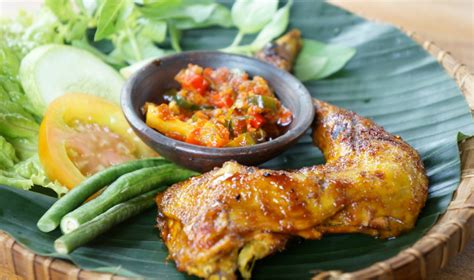 Lebih puas masak sendiri di rumah, yuk cobain resepnya! Best nasi padang in Singapore: Our favourite Indonesian ...